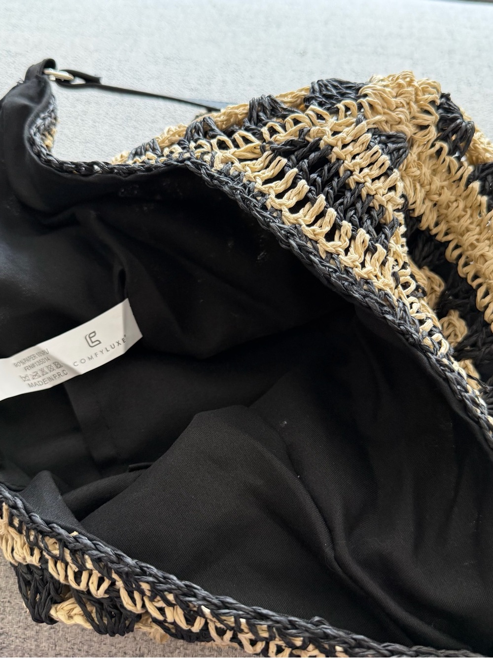 Handwoven Black and Natural Crochet Shoulder Bag - Picture 3 of 5